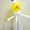 Фигура медицинского работника из шаров